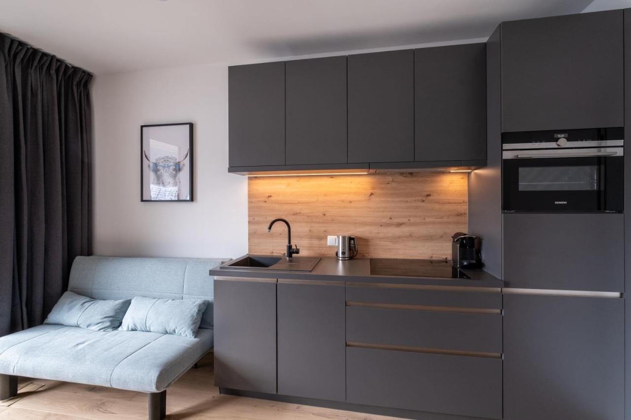Das Taja Paznaun Penthouse Apartments See Exterior photo